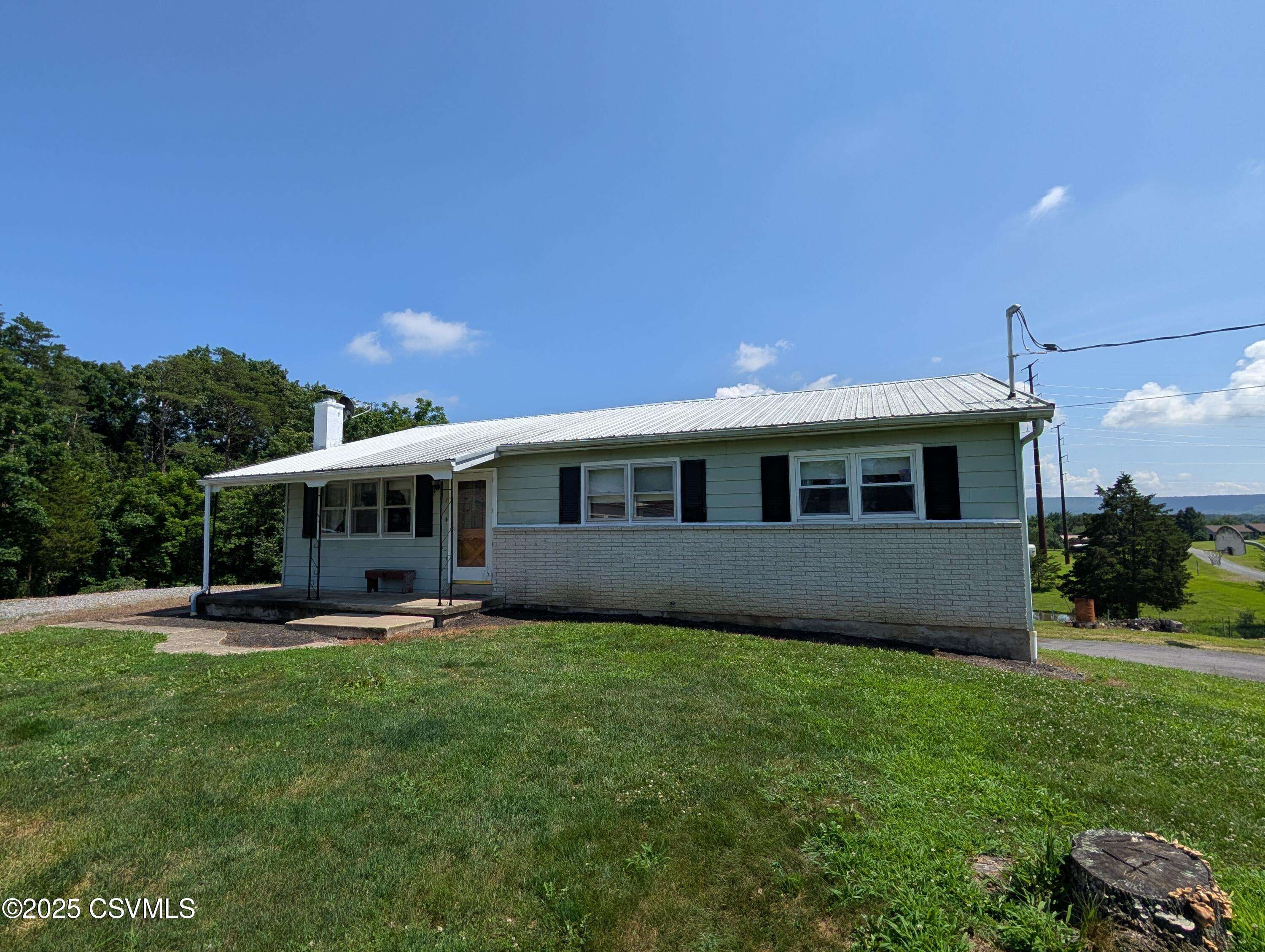 Danville, PA 17821,1041 SMITH RD