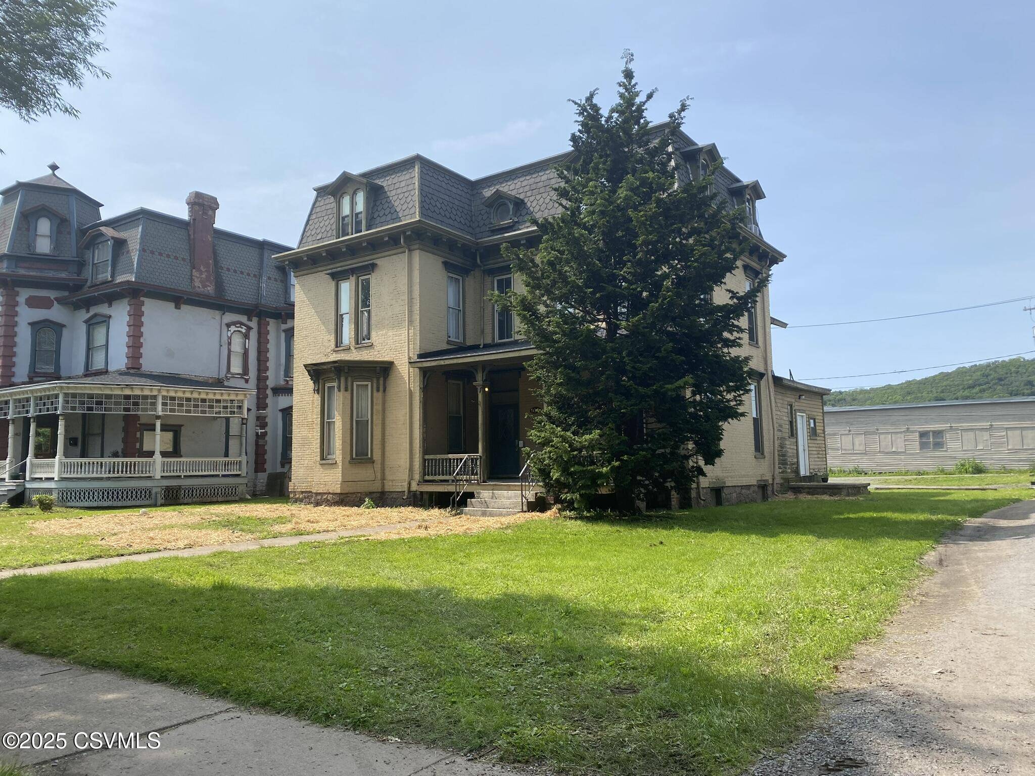 Williamsport, PA 17701,936 W 4TH ST