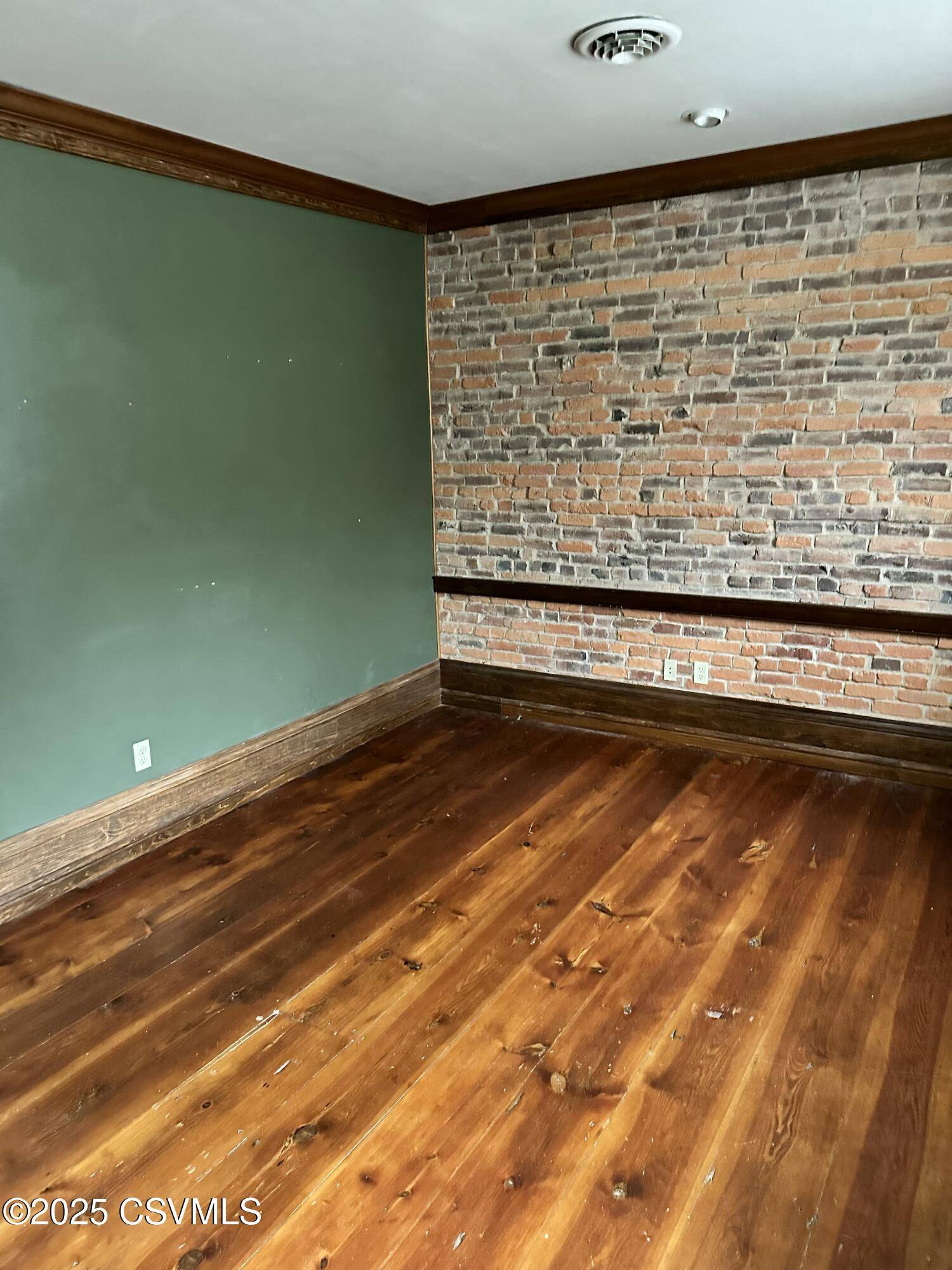 New Berlin, PA 17855,406 MARKET ST