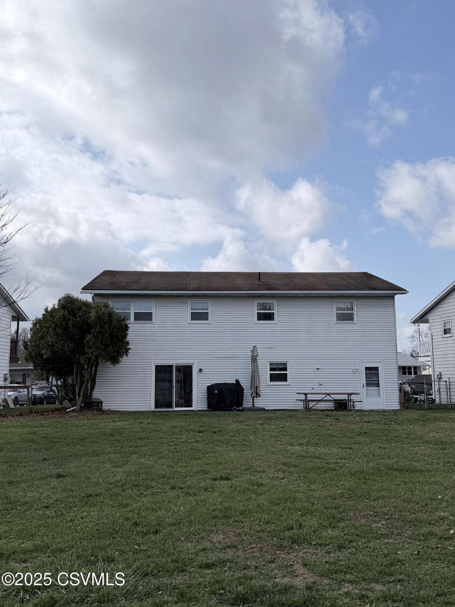 Berwick, PA 18603,228 MAPLE RD