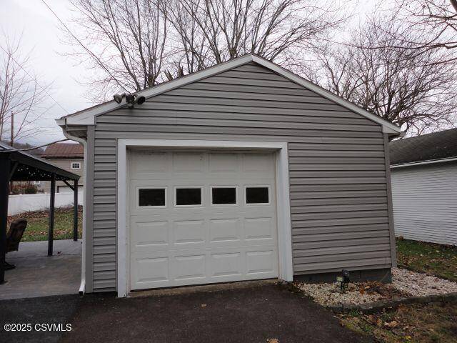 Danville, PA 17821,439 W MARKET ST