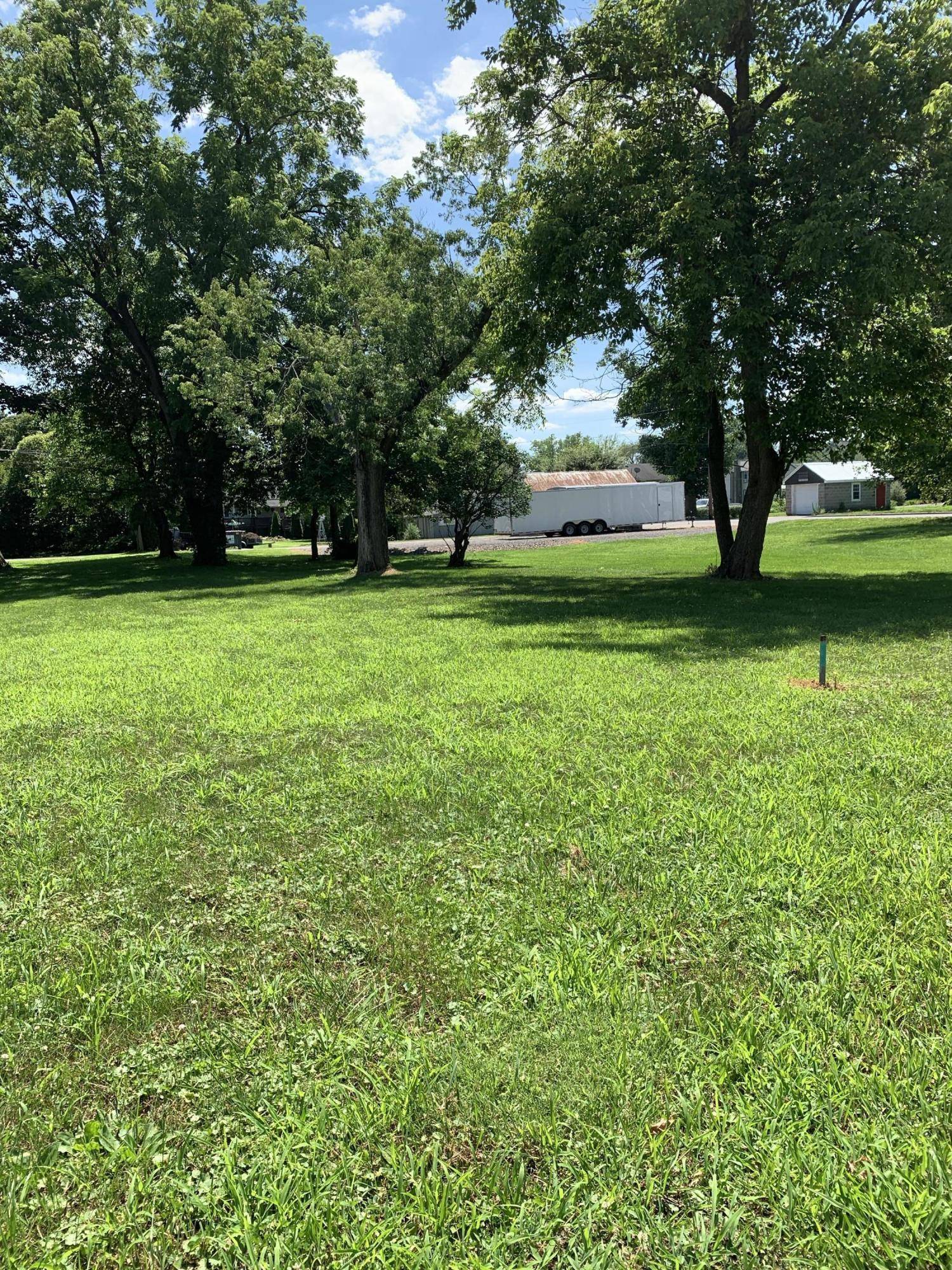 Selinsgrove, PA 17870,305 E PINE ST