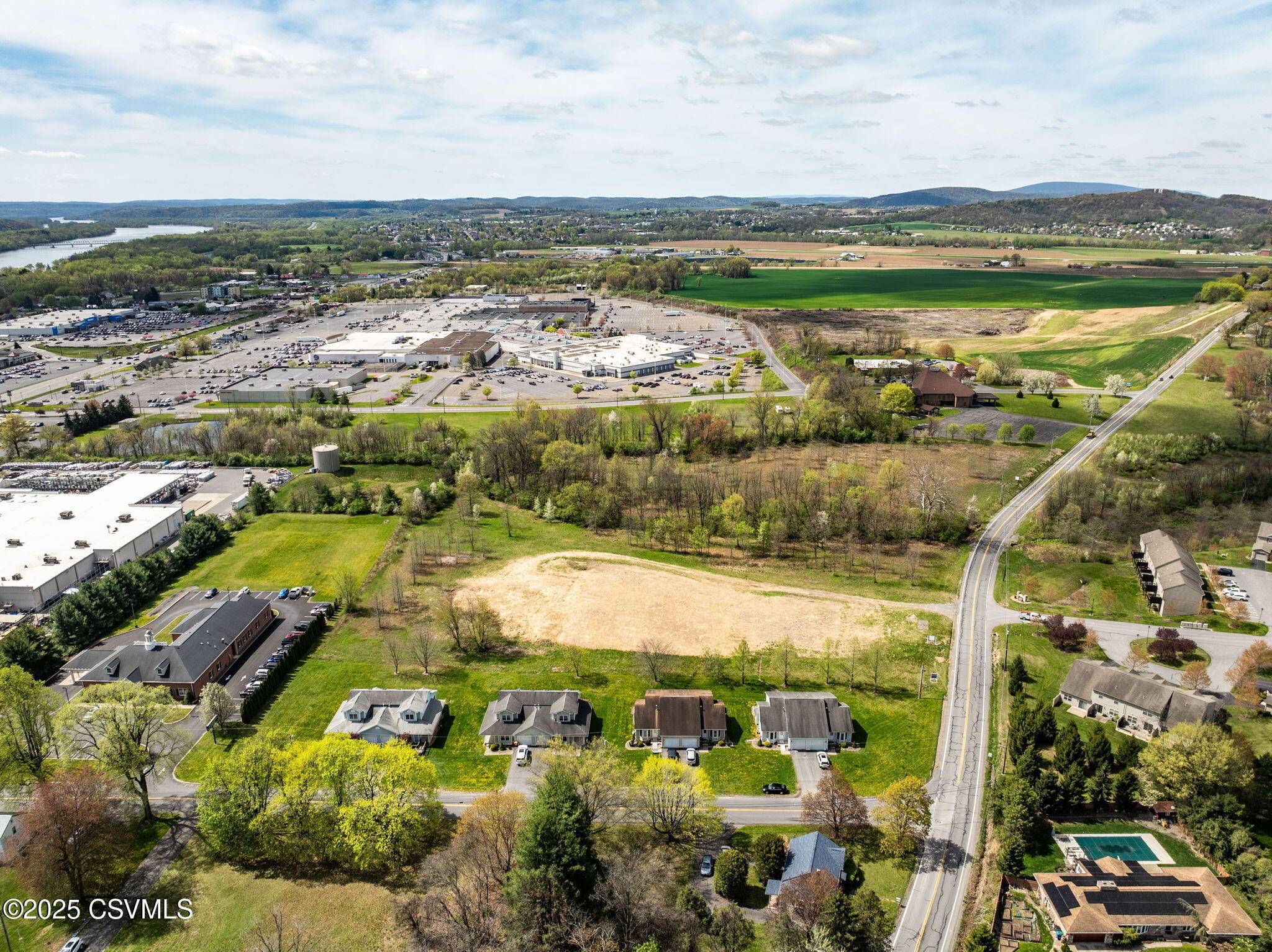 Selinsgrove, PA 17870,MILL RD