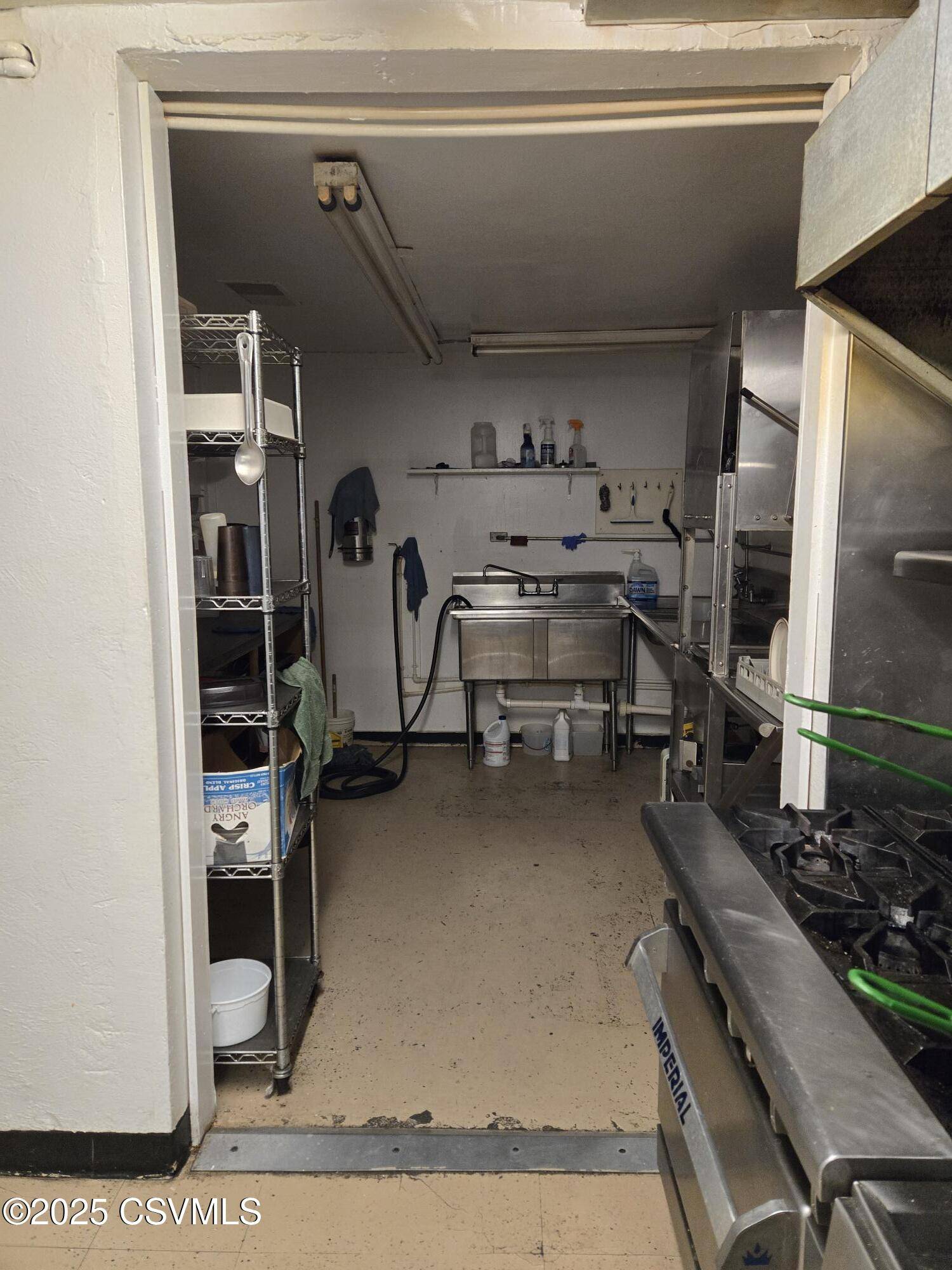 Milton, PA 17847,1390 BROADWAY RD