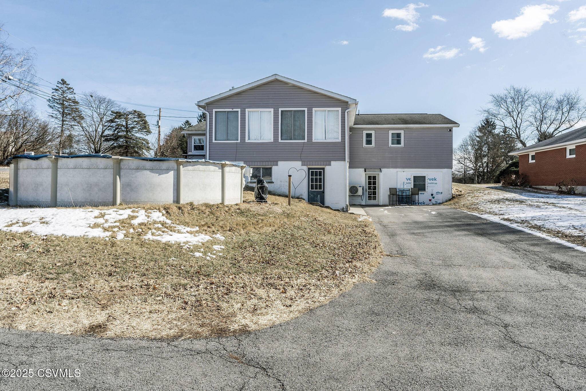 Northumberland, PA 17857,795 SUNSET LN