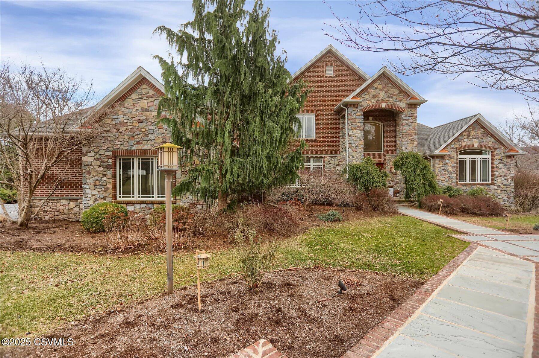 Lewisburg, PA 17837,205 YORK RD