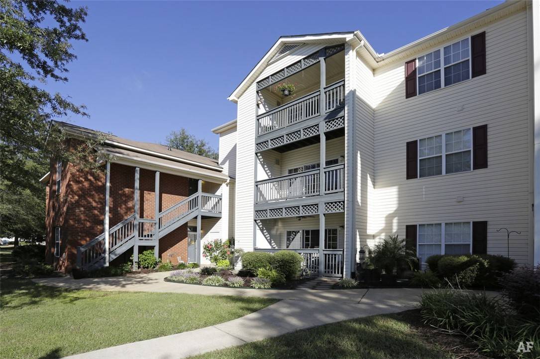 Anderson, SC 29621,140 Wexford DR #303
