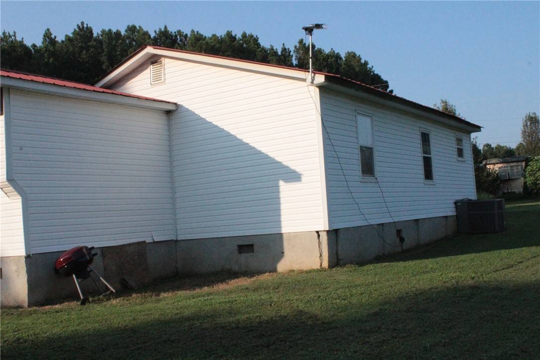 Belton, SC 29627,112 Murphy Hill RD