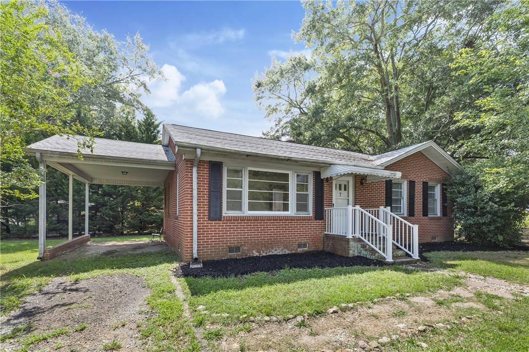 Williamston, SC 29697,7 C ST