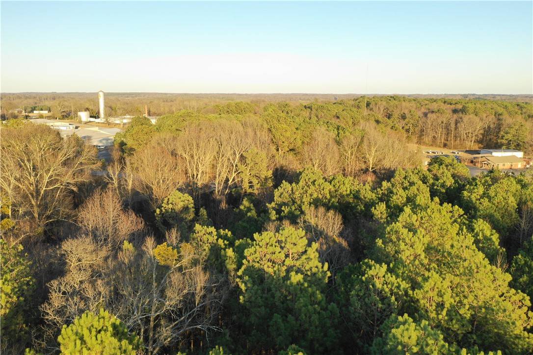 Royston, GA 30662,00 Highway 17