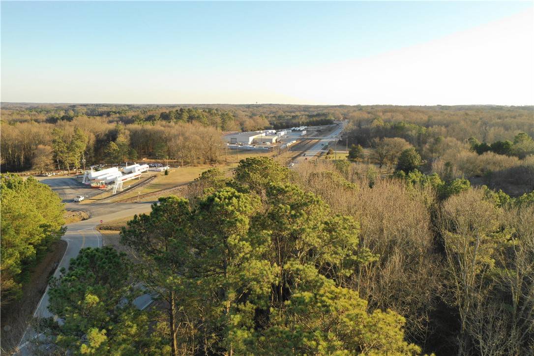 Royston, GA 30662,00 Highway 17