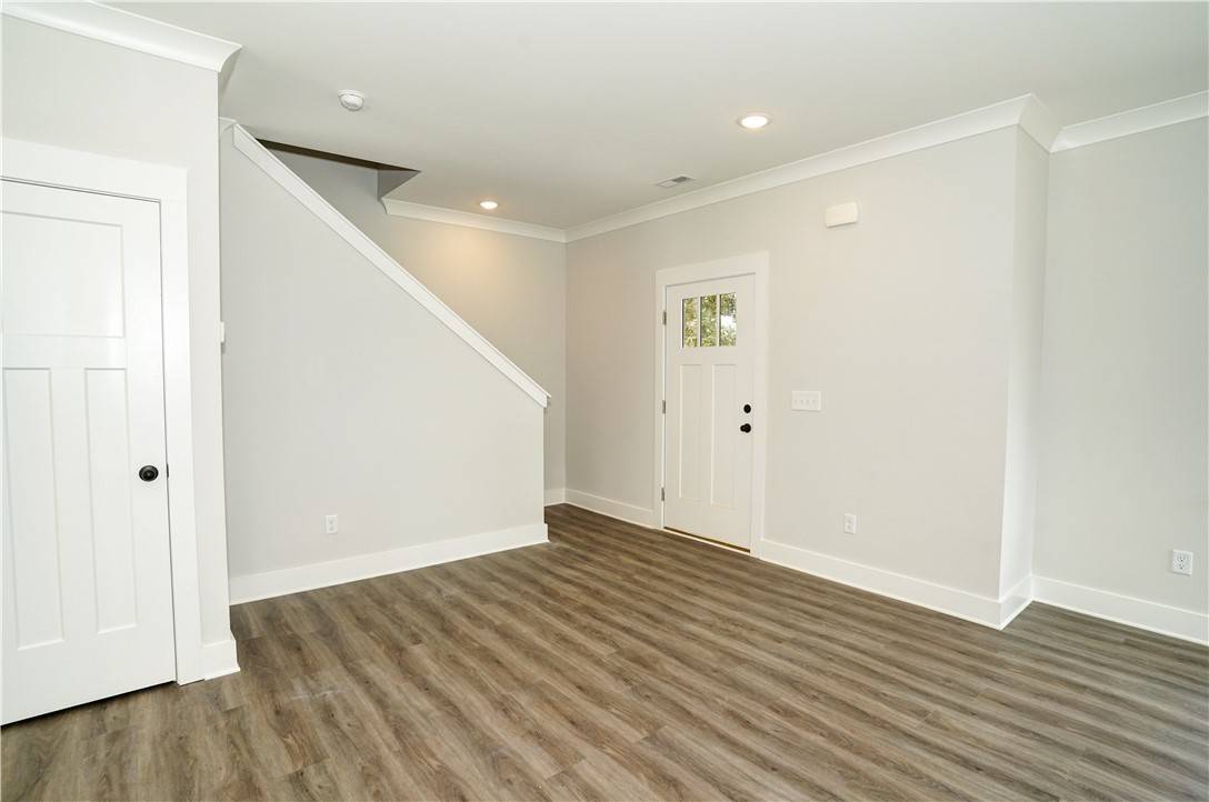 Williamston, SC 29697,16 School ST