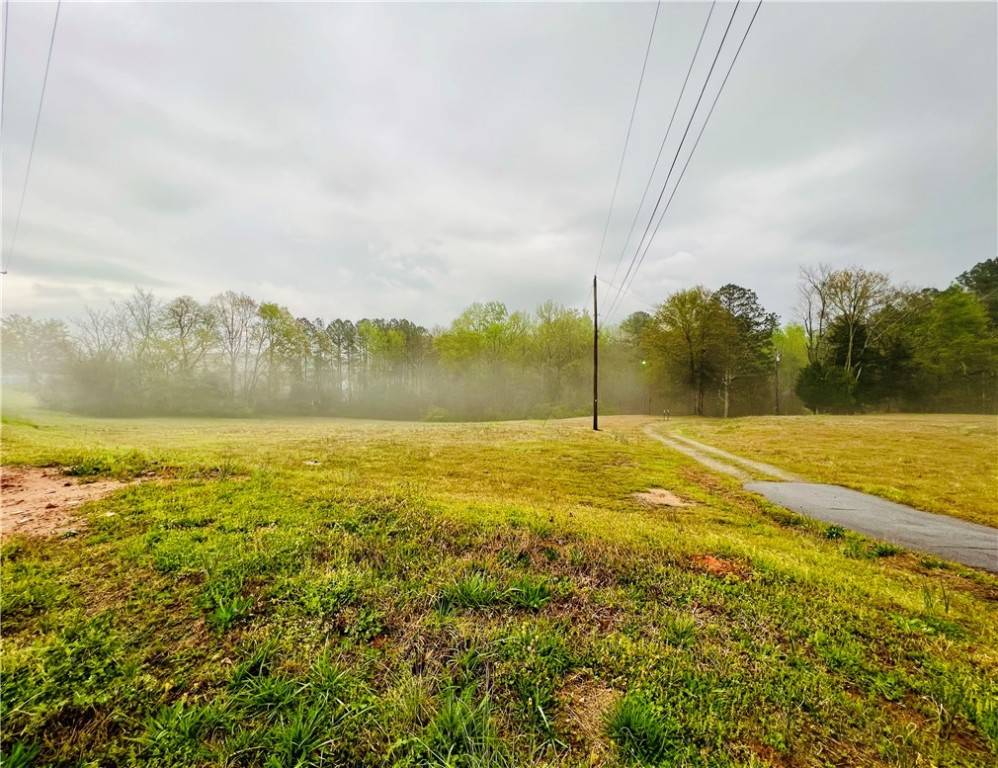 Abbeville, SC 29620,10 Cross DR