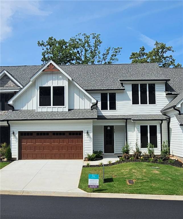 Seneca, SC 29678,305 Breakwater LN
