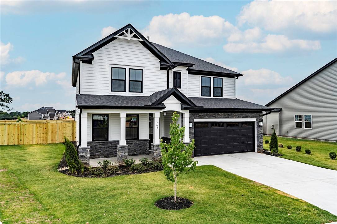 Anderson, SC 29621,202 White Oak CT