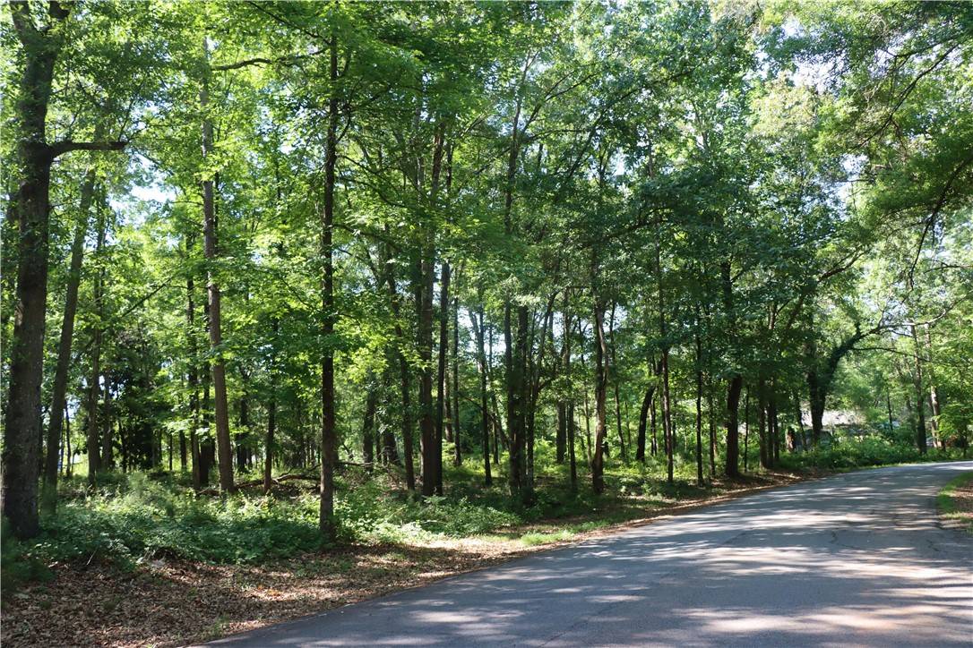 Anderson, SC 29621,2002 & 2004 Fox Fire RD