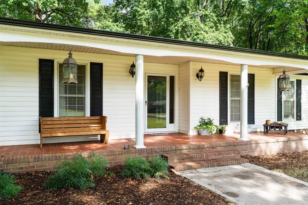 Easley, SC 29642,200 Galerie DR