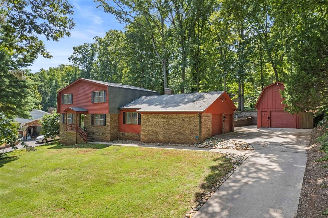 Anderson, SC 29625,203 Timberlake RD