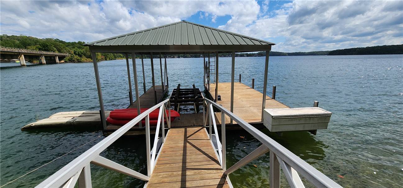 Seneca, SC 29672,205 Briarledge Dr and lot 236A DR