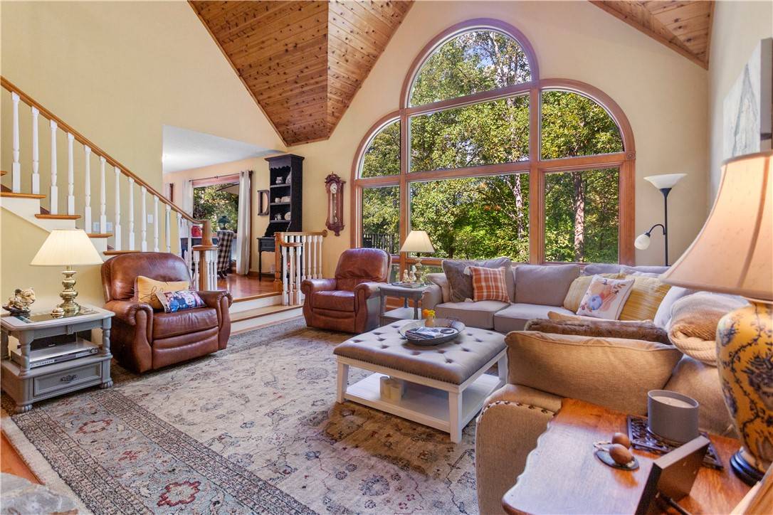 Seneca, SC 29672,1108 Oconee Bell CT