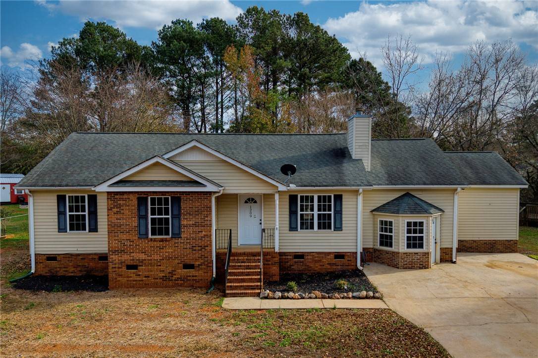Anderson, SC 29626,1209 Westgate RD