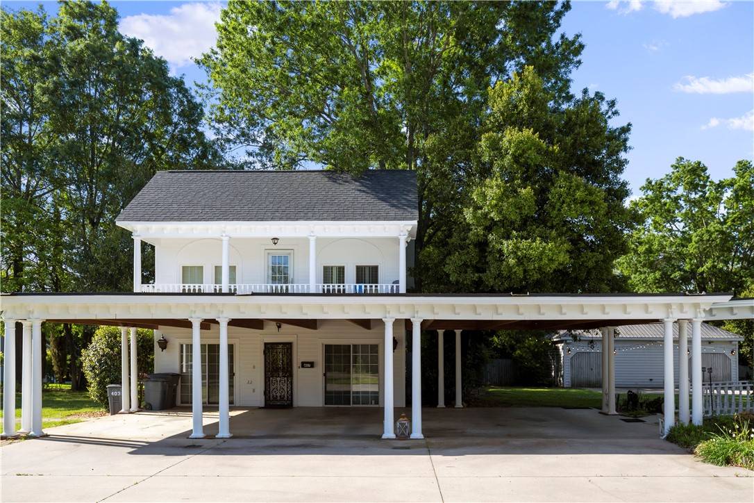 Liberty, SC 29657,409 W Main ST
