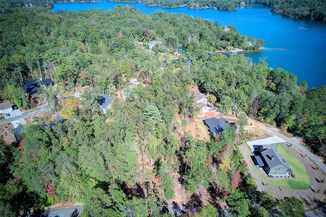 Salem, SC 29676,517 Keowee Bay CIR