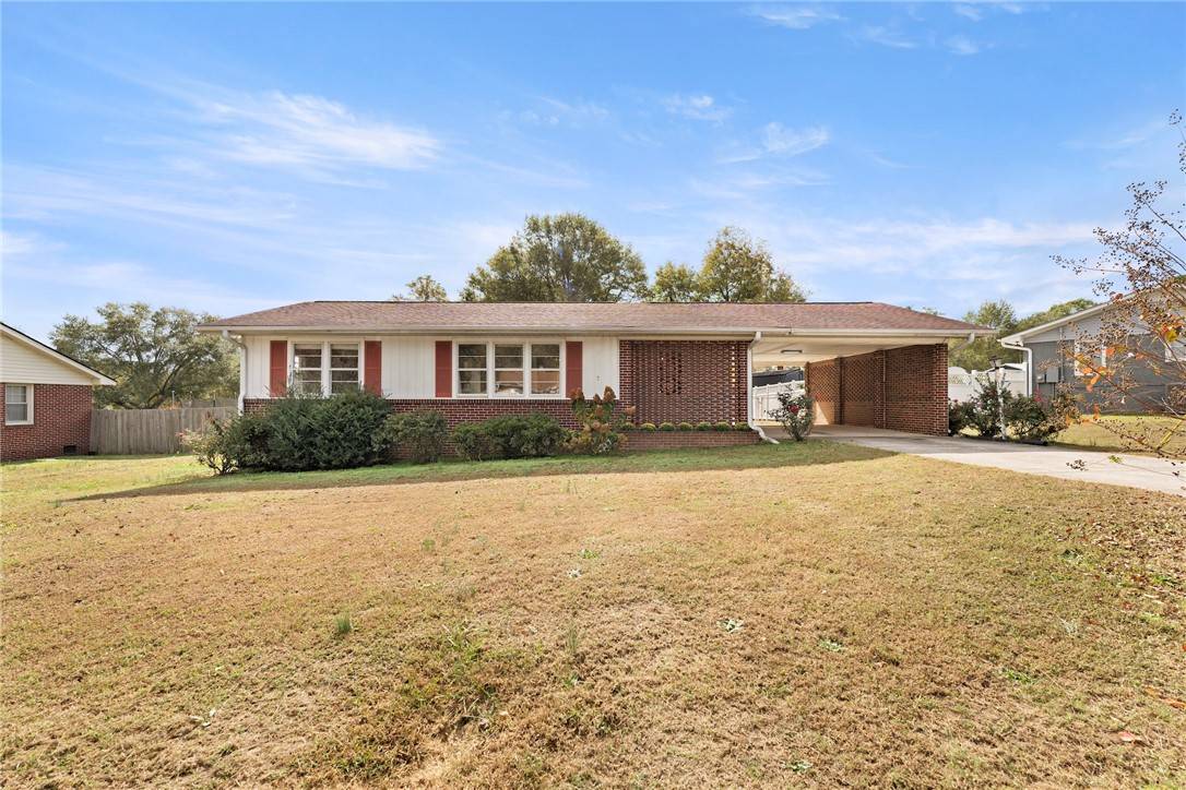 Pelzer, SC 29669,7 Sylvia LN