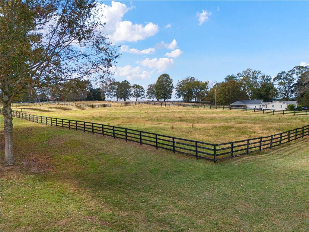 Liberty, SC 29657,715 Melton RD