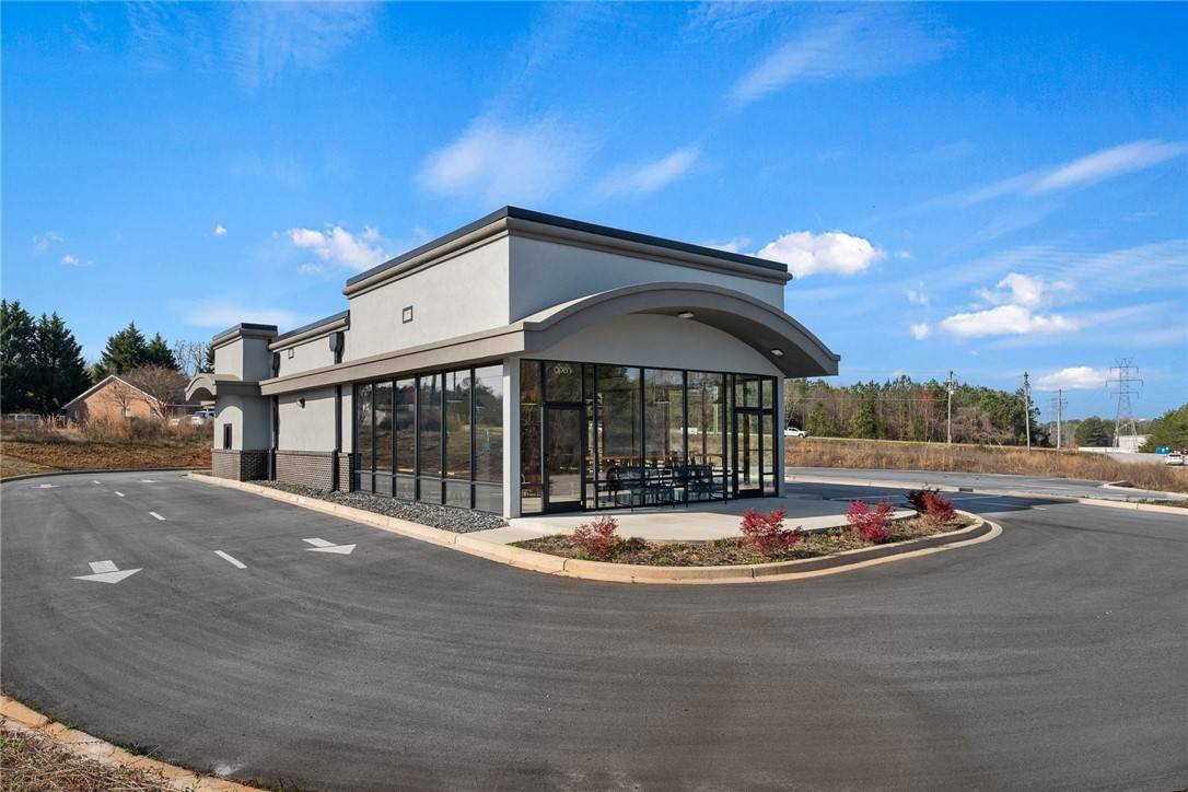 Seneca, SC 29678,106 Nelson LN