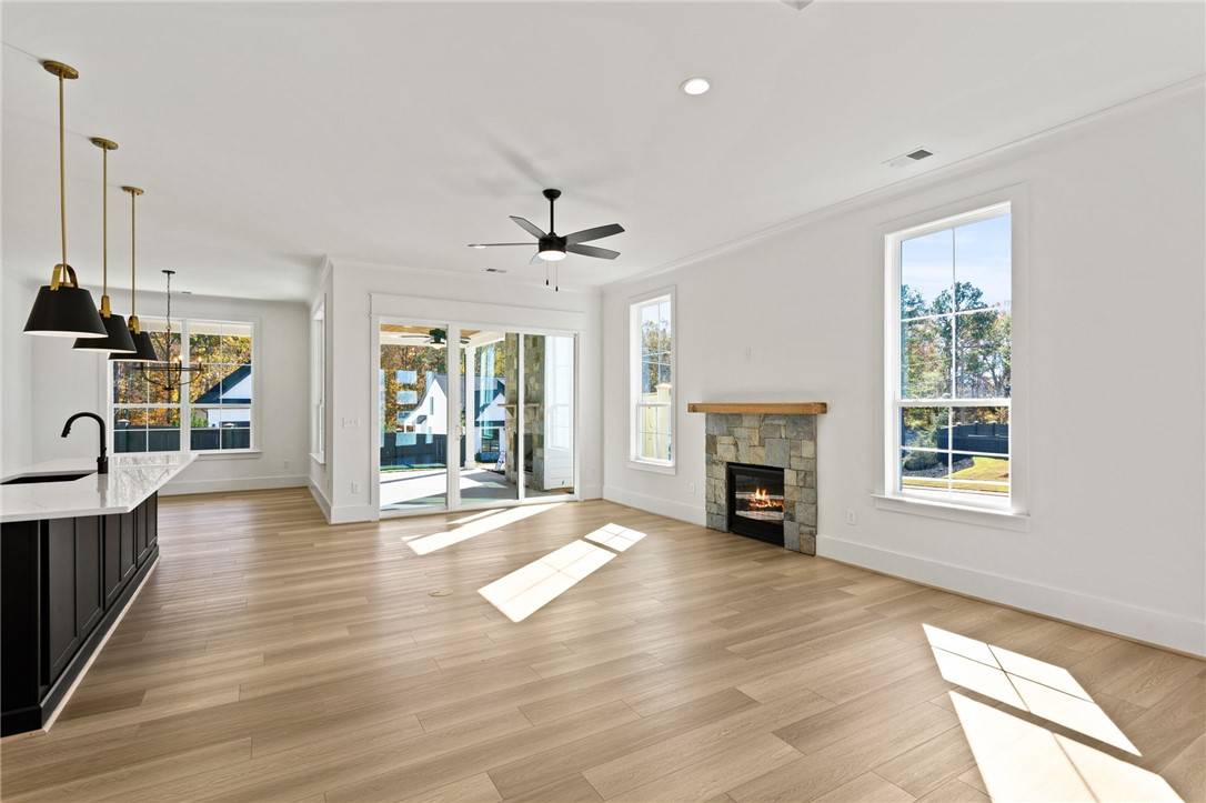 Clemson, SC 29631,100 Wickers LN