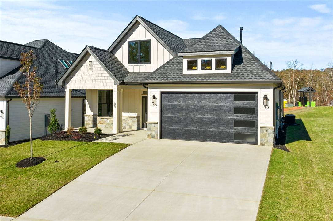 Clemson, SC 29631,108 Pine Hill WAY