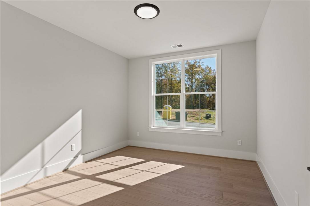 Clemson, SC 29631,110 Pine Hill WAY