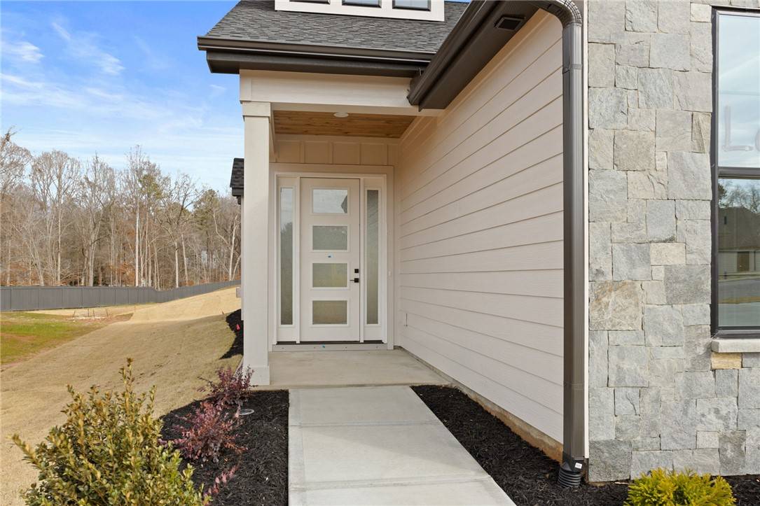 Clemson, SC 29631,112 Rolling Wood DR