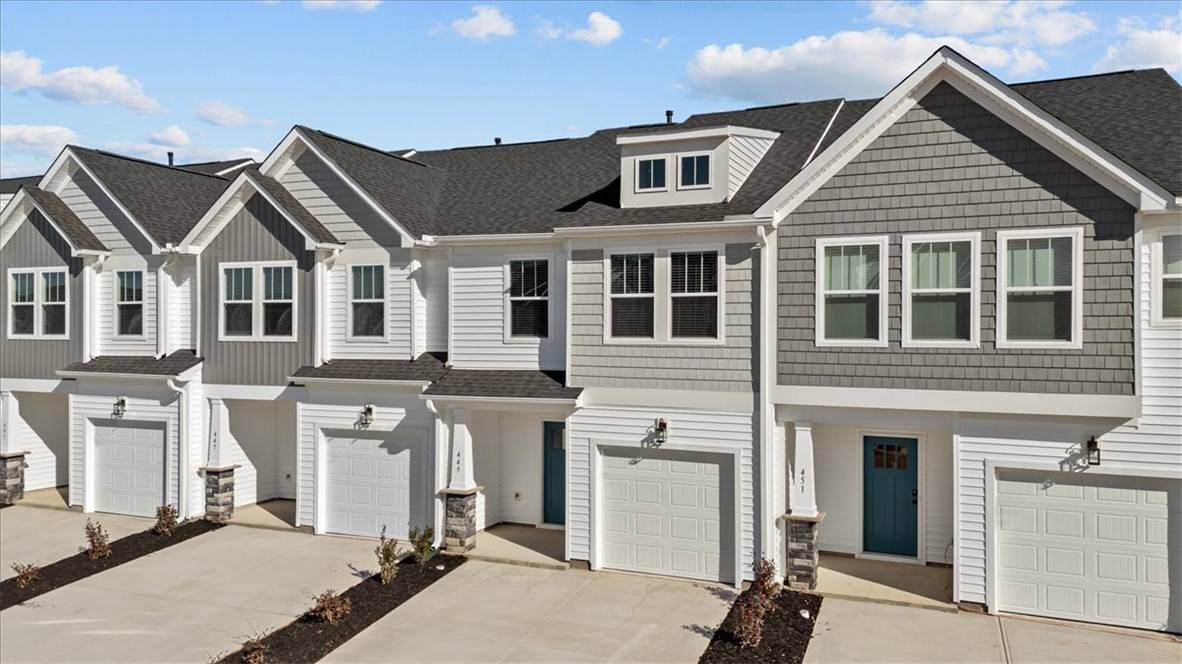 Greenville, SC 29617,449 Hazelcote RD