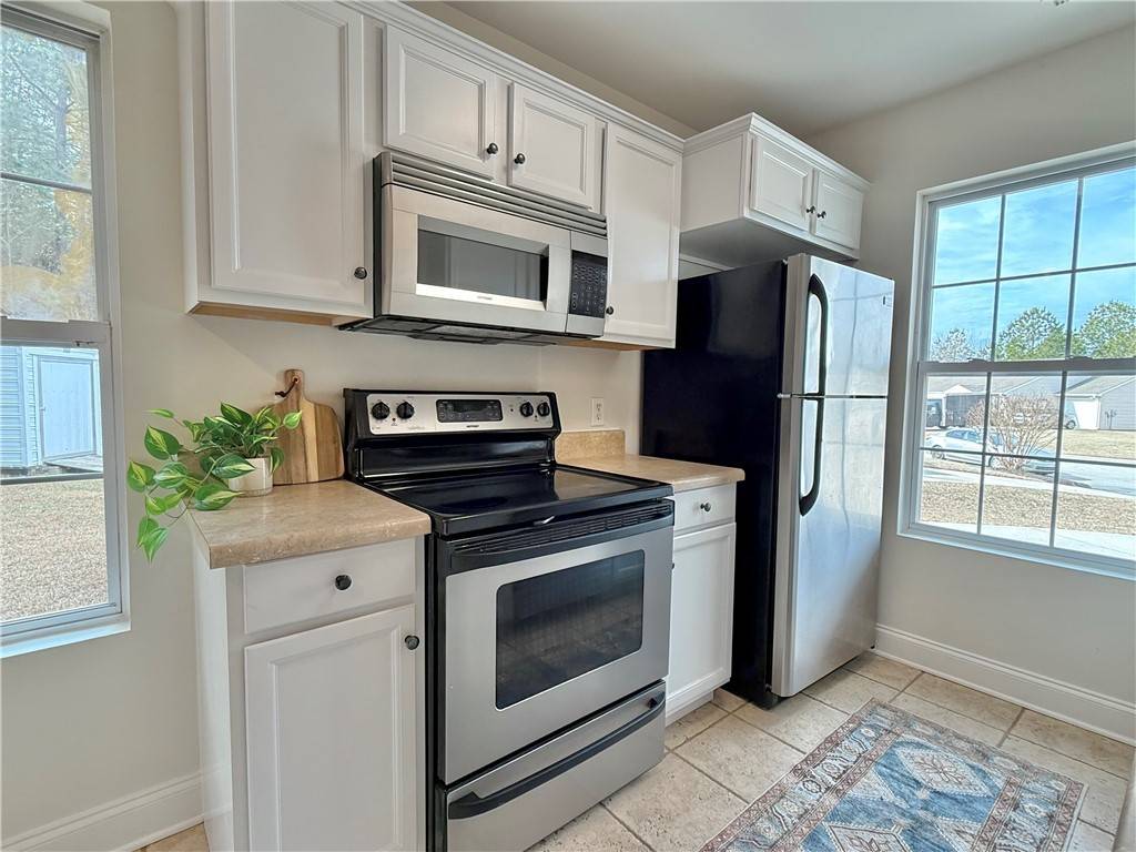 Seneca, SC 29678,340 Oak Knoll CT