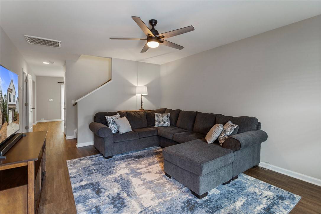 Seneca, SC 29678,412 Laurel Grove CT
