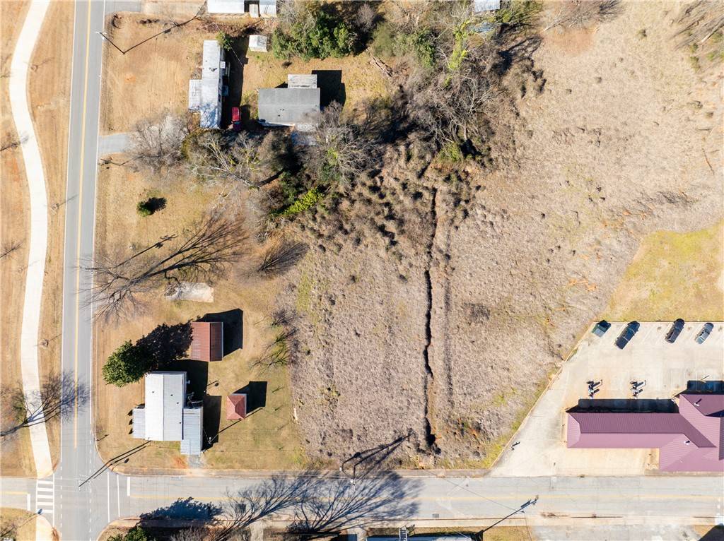 Walhalla, SC 29691,102 S Poplar ST