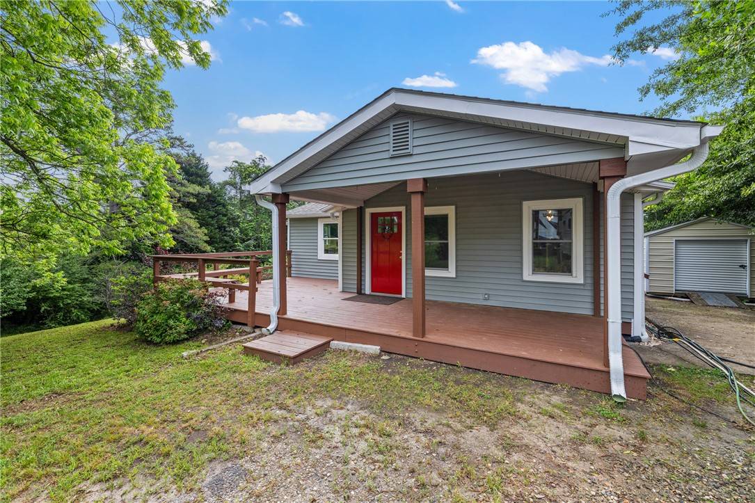 Walhalla, SC 29691,910 White Cut RD