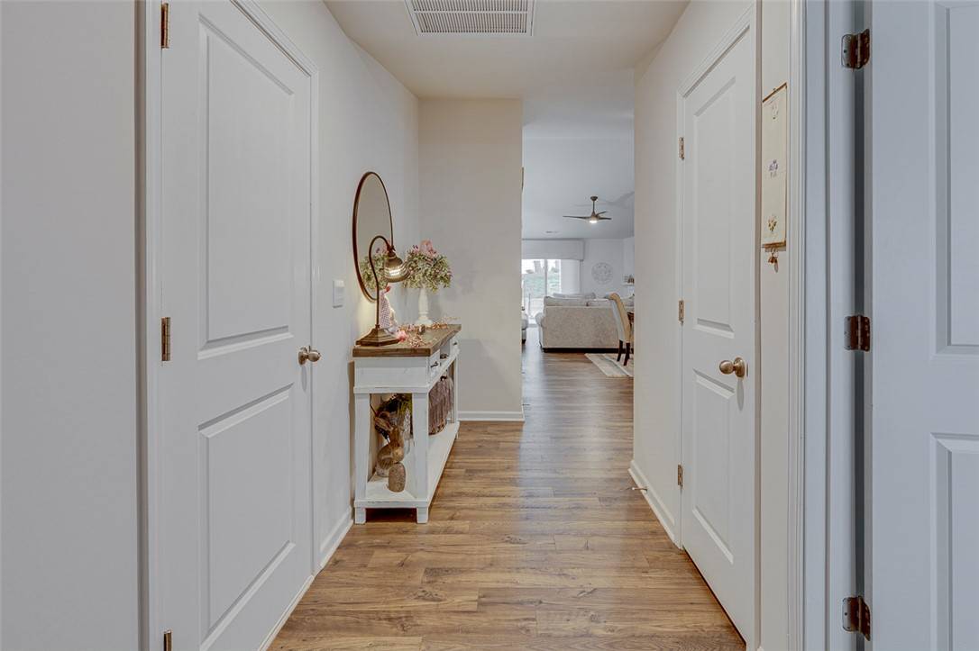 Woodruff, SC 29388,727 Wolverine LN
