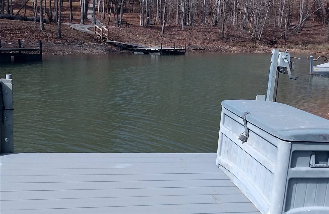 Seneca, SC 29678,126 Friendship Pointe