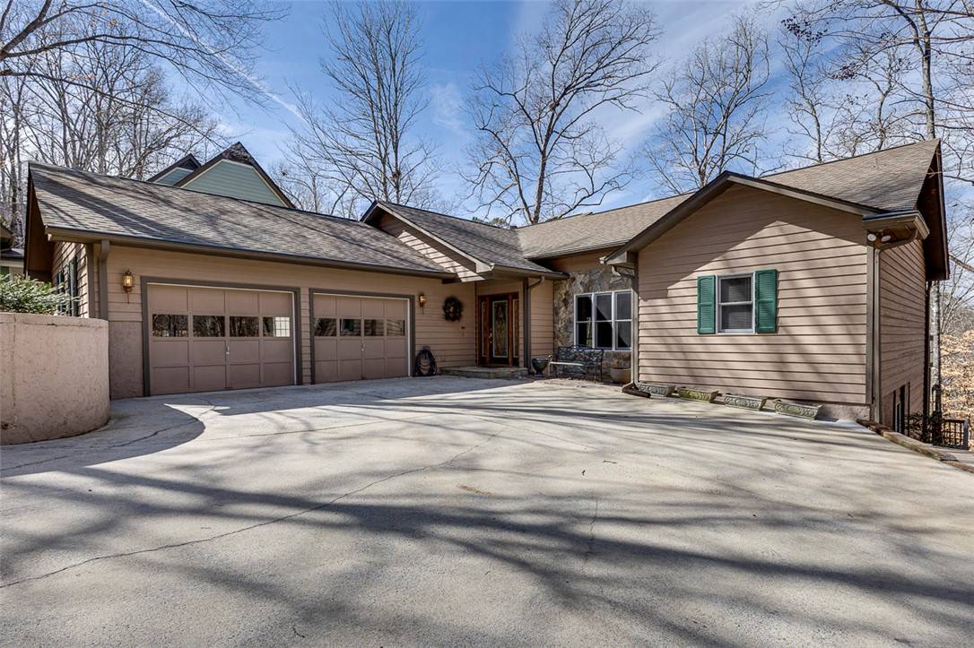 Salem, SC 29676,10 Gangway LN