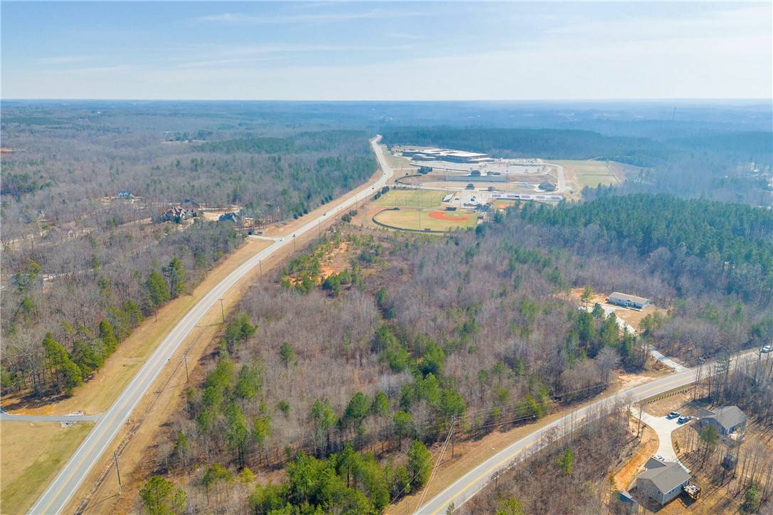 Walhalla, SC 29691,5467 N Hwy 11