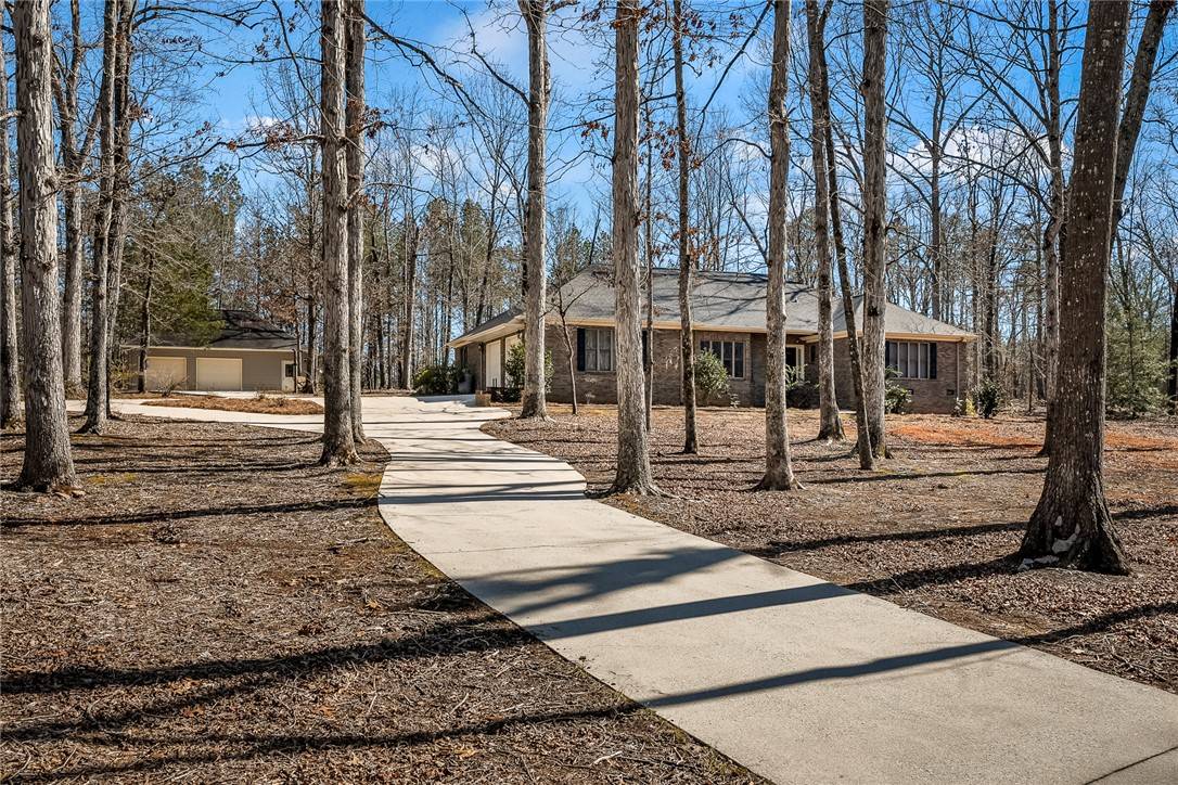 Pendleton, SC 29670,101 Seven Oaks DR