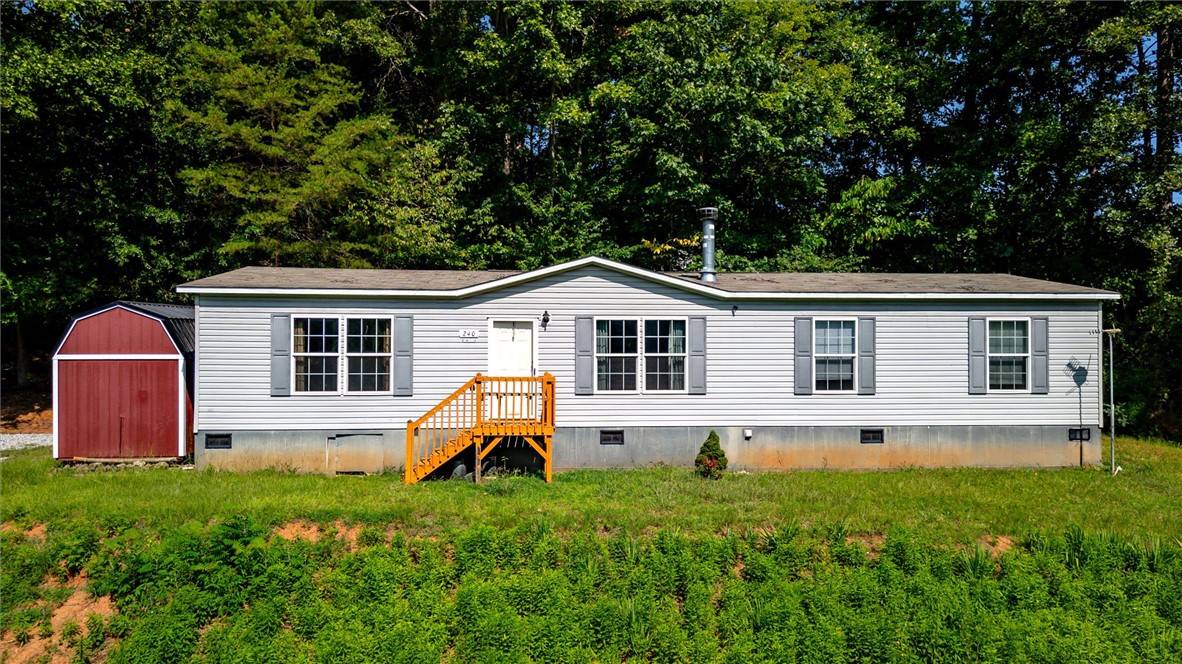 Westminster, SC 29693,240 S Retreat RD