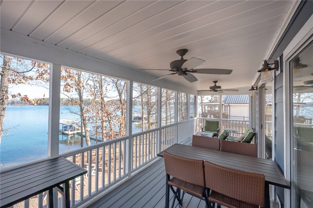 Seneca, SC 29672,1142 Meares DR