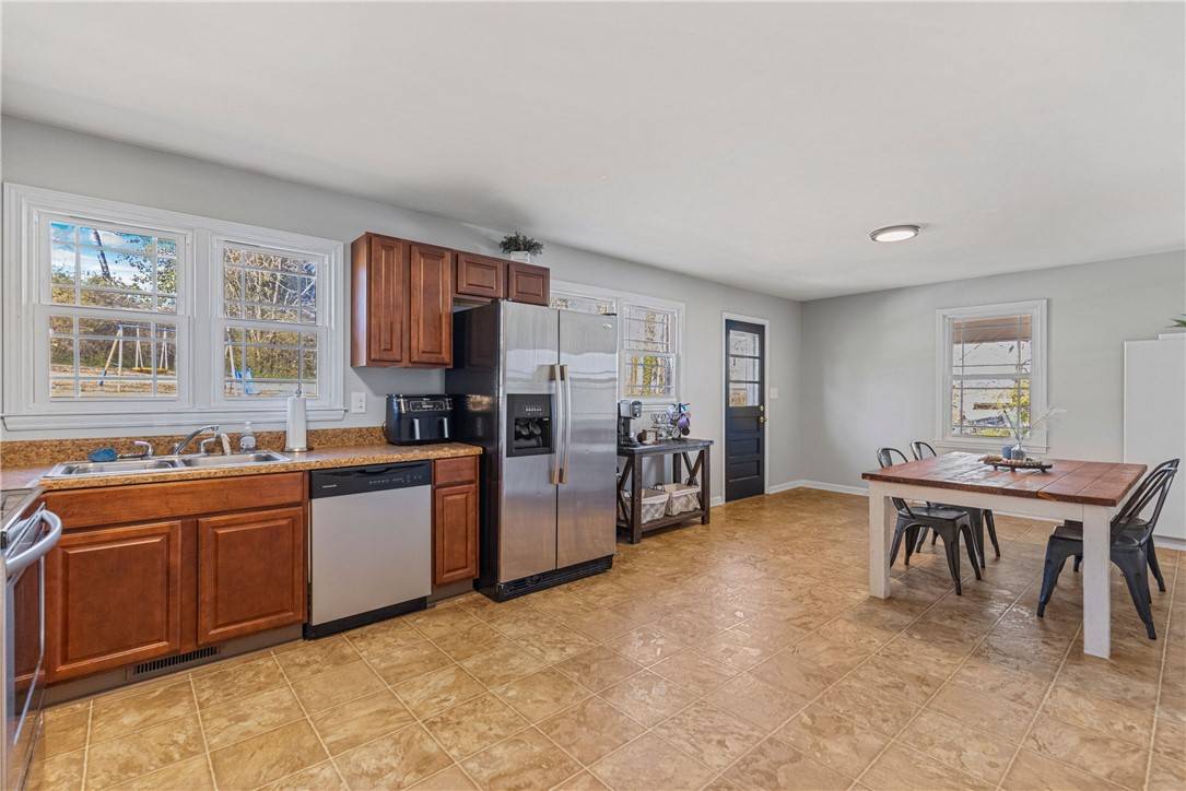 Pickens, SC 29671,201 Judy DR