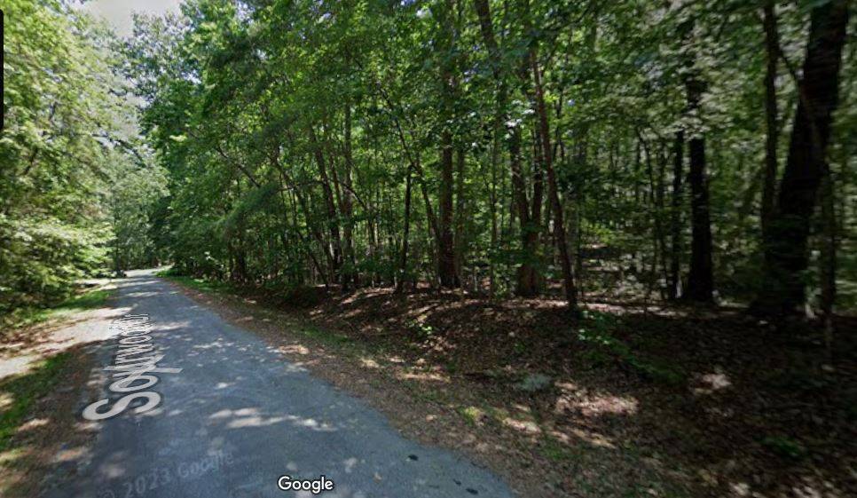 Westminster, SC 29693,312 Sourwood DR