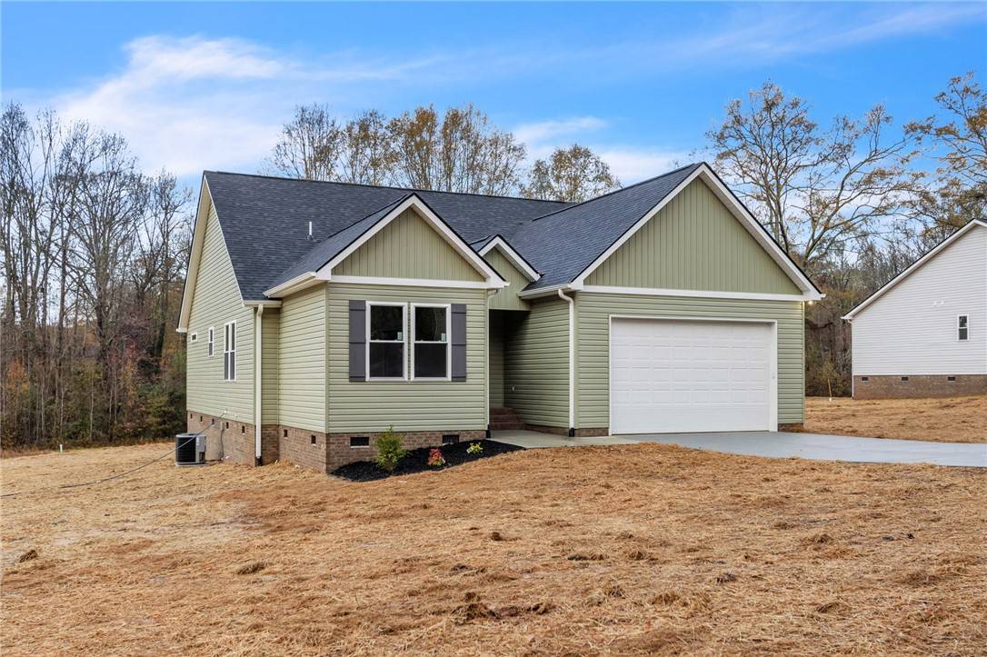 Pendleton, SC 29670,408 Burrell ST
