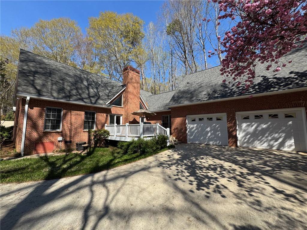 Pendleton, SC 29670,116 Liberty Hall DR